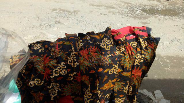 Zola_batik Couple Batik Sarimbit Keluarga Dress Mawar Daun Hq
