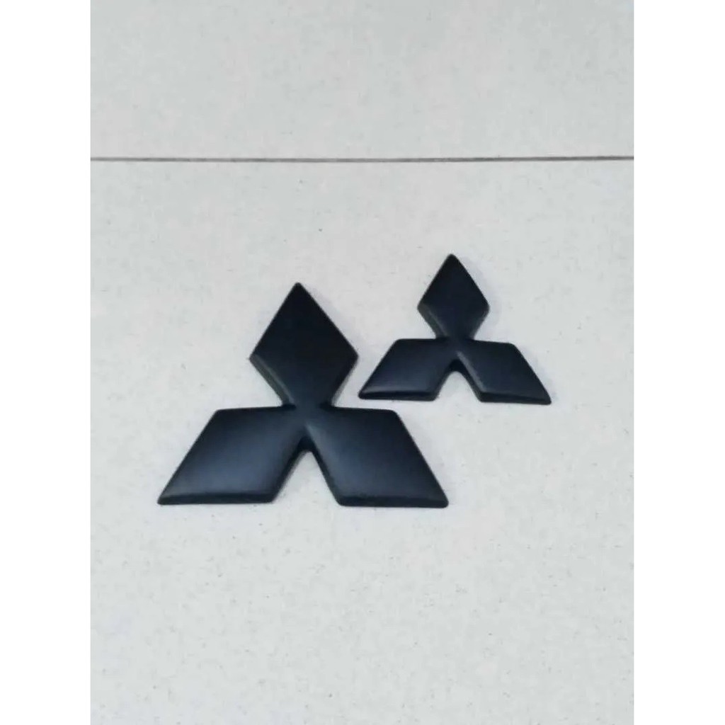 Logo Emblem Mitsubishi Pajero Sport Xpander Depan Belakang