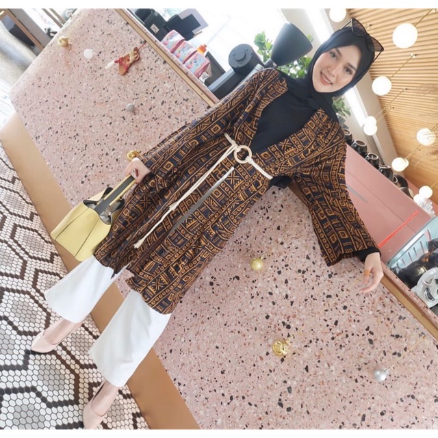Vina outer  outer  triball cardigan batik  cardigan 