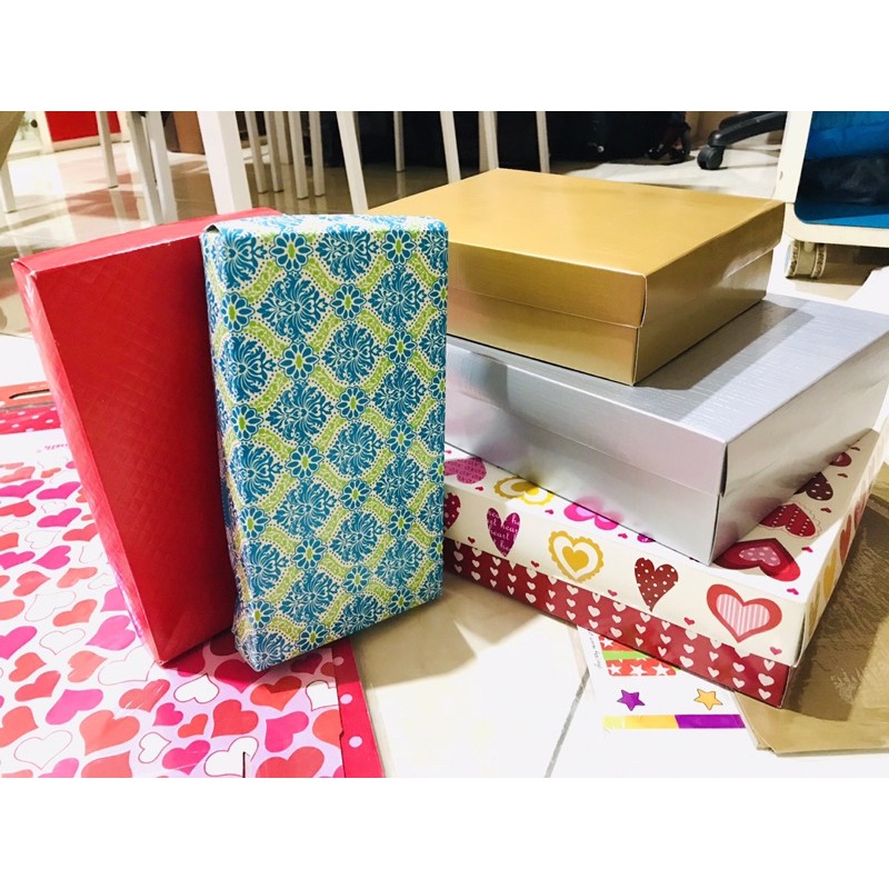 

Kotak Kado / Box Kado / Kotak Hadiah / Box Rakit / Gift Box Berbagai Ukuran Ready Stock
