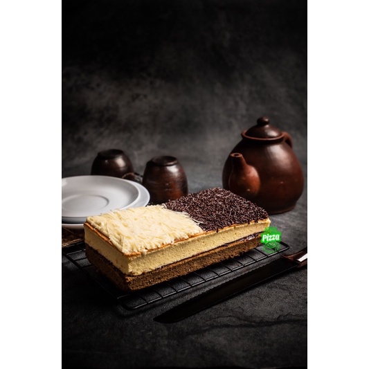 

Lapis malang with choco cheese premium UK loyang 24x12