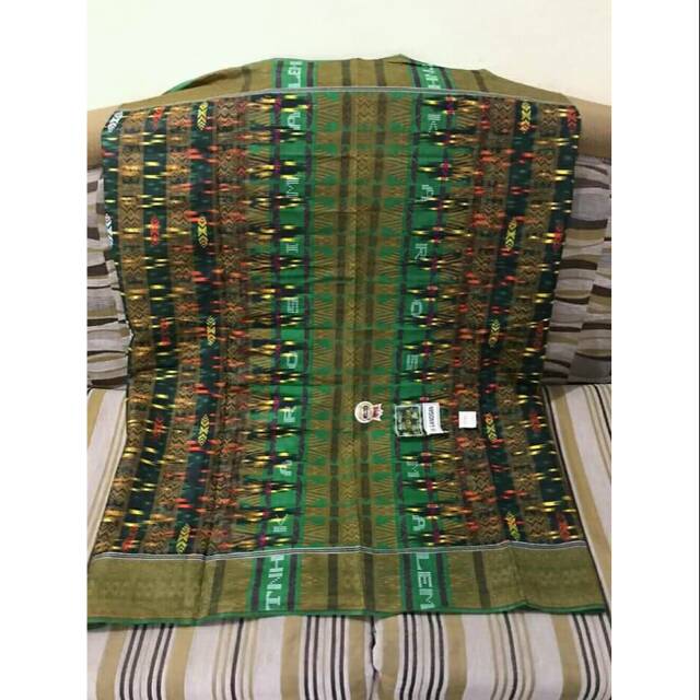 Sarung katun nuansa karo motif uis nipes