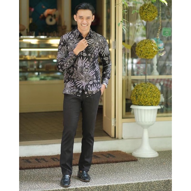 Batik Couple Kebaya Modern Kebaya Tunangan Lamaran Baju Wisuda Batik Brukat Terbaru-AMBIL KEMEJA
