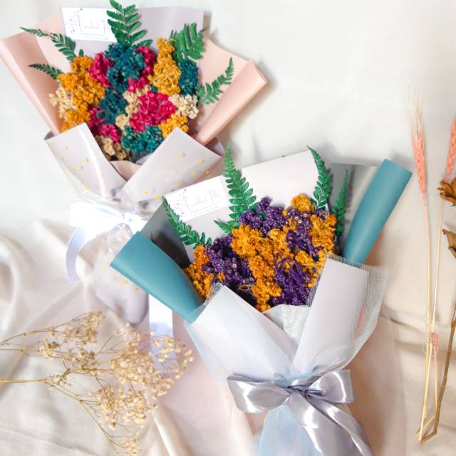 Buket bunga / buket edelweis / hadiah wisuda / hadiah ultah / birthday gift