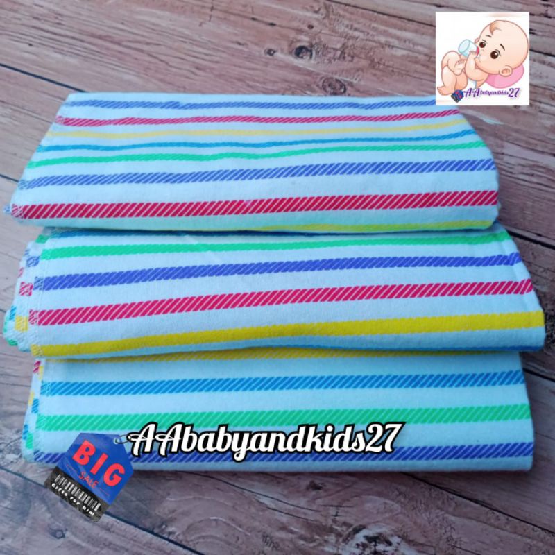 PRODUK TERBARU!!!ALAS OMPOL BAYI MODEL LOREK/SALUR Ukuran 45*50CM MERK FLOWER