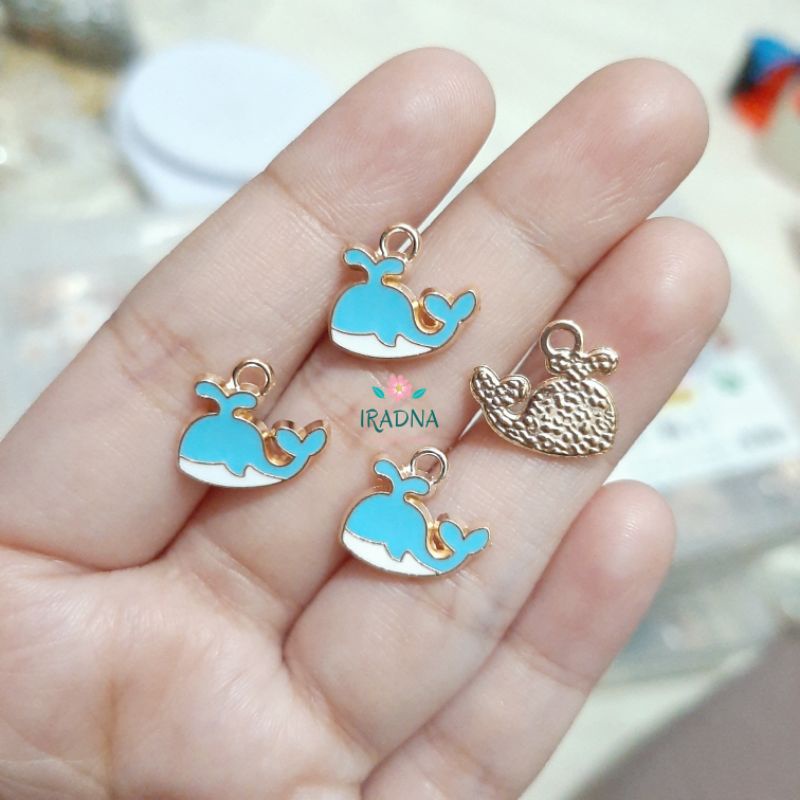 Bandul Kalung Gelang Keychain Bentuk Ikan Paus Biru Mini