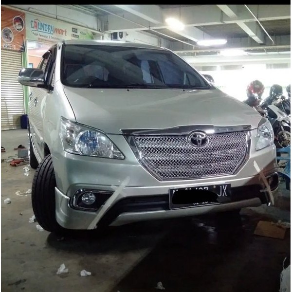 Aksesoris Eksterior Mobil .bodykit Toyota kijang Innova 2013 2014 2015 luxury TUNGGU APALAGI