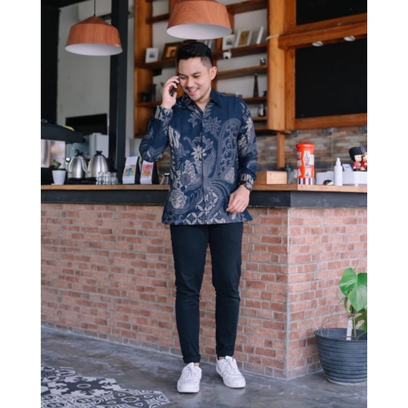 Kemeja Baju Batik Pria Solo Lengan Panjang Premium Slimfit  Terbaru