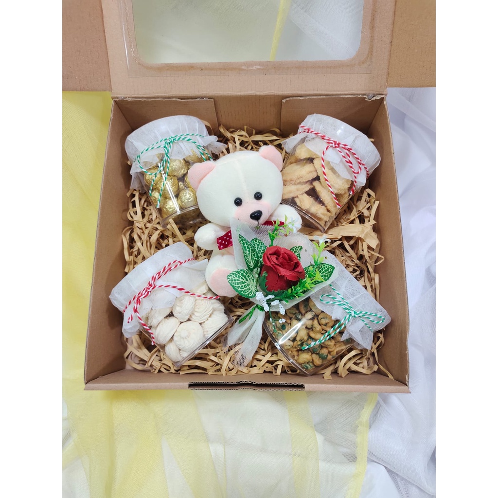 

Hampers Bingkisan gift lebaran Ramadhan idul fitri| Hampers Natal 15