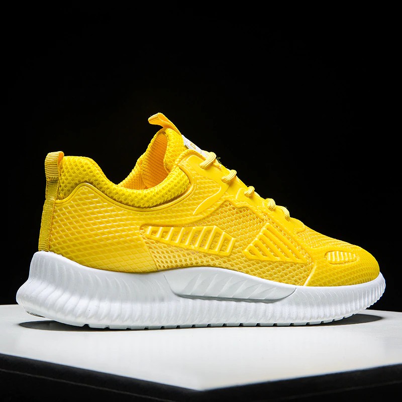 mens yellow running shoes