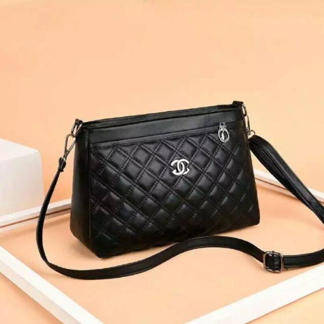 RZ Fashion - Tas Wanita Nadhira Clucth Batam / Tas Selempang Bahu Wanita