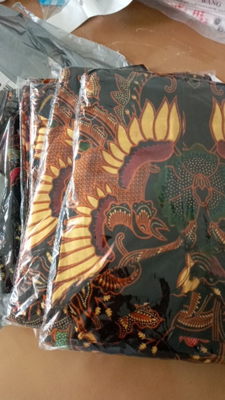 Batik Couple Keluarga Sania Ruffle Ori Ndoro Jowi Dnt Batik Couple Indonesia