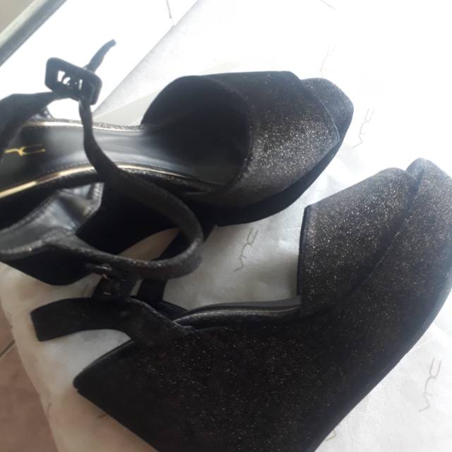 VnC heels
