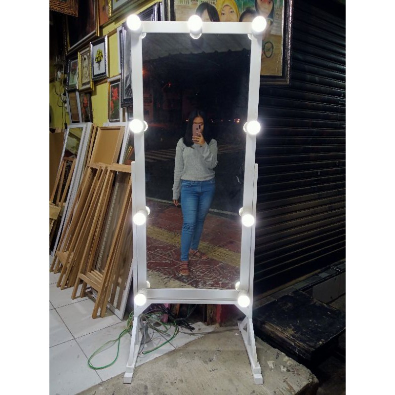 (JABODATABEK) VANITY MIRROR/STANDING MIRROR (INCLUDE LAMPU,ONGKIR DAN PACKING)
