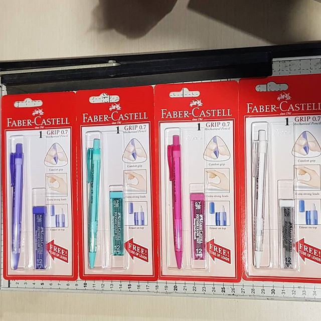 

Pensil Mechanical Faber-Castell Grip 0.7