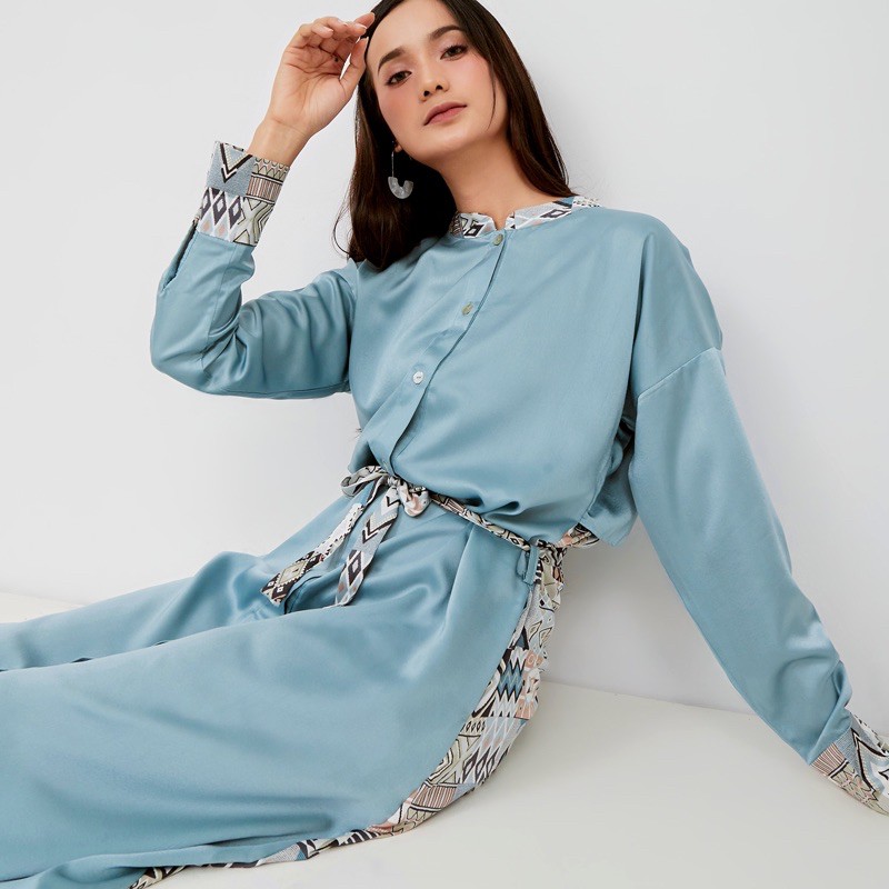 MARILINE ALIN Long Tunic Silk Satin Dress Coat