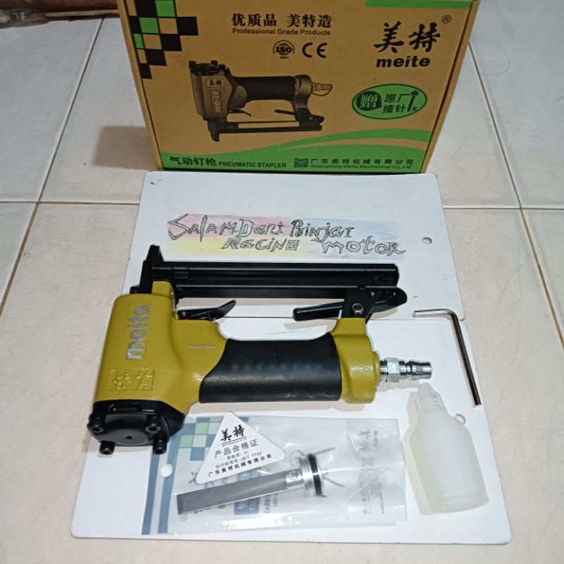 

AIR NAILER PNEUMATIC STAPLER GUN ALAT STAPLES ANGIN PAKU TEMBAK MERK MEITE MESIN 1013J BAGUS MURAH BERKUALITAS AMAN NYAMAN STAPLESS HEKTER TERMURAH ANGIN MOTOR MOBIL LISTRIK U NAIL GUN