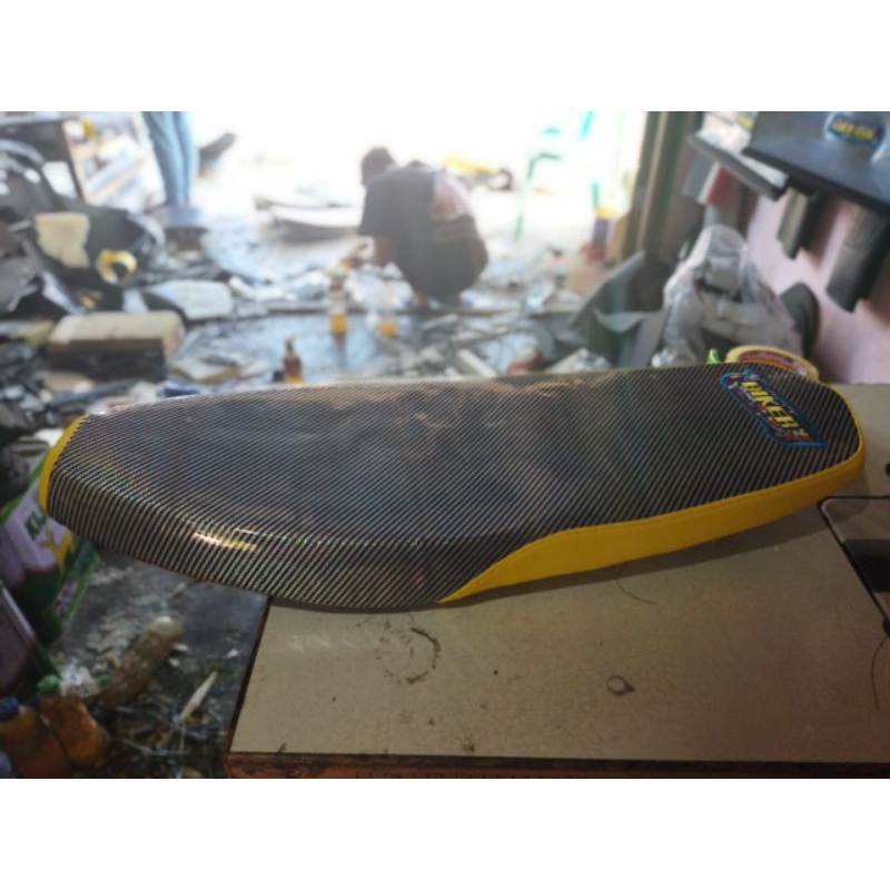 Jok slim Supra 125 karbu/fi kulit karbon - Jok Supra 125 tipis