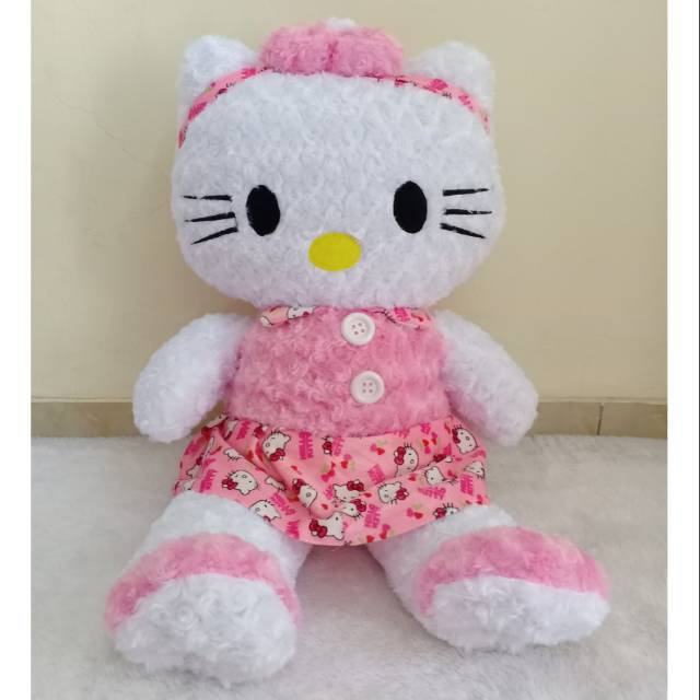 Hello kitty jumbo pita syahrini 80cm