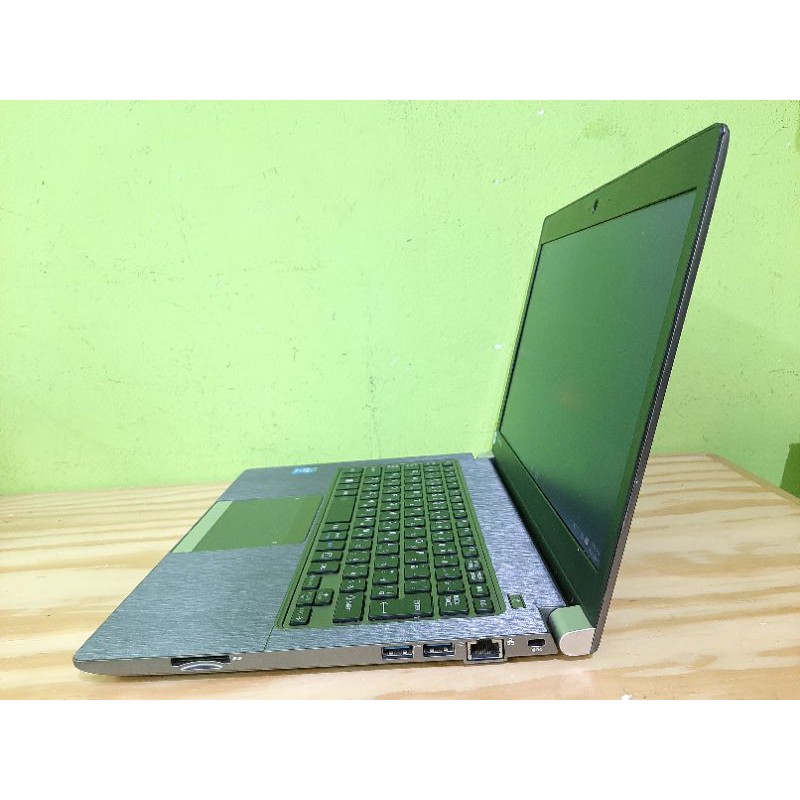 LAPTOP TERMURAH TOSHIBA PORTEGE R634  CORE i5 gen 4th Ram 4gb/Ssd 128gb