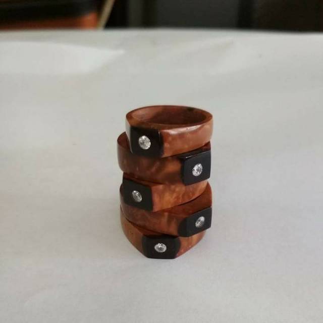 Cincin kayu kokka permata coklat