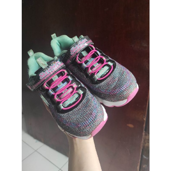 Preloved Sepatu Anak Skechers S Lights Glimmer Uk.32 Original