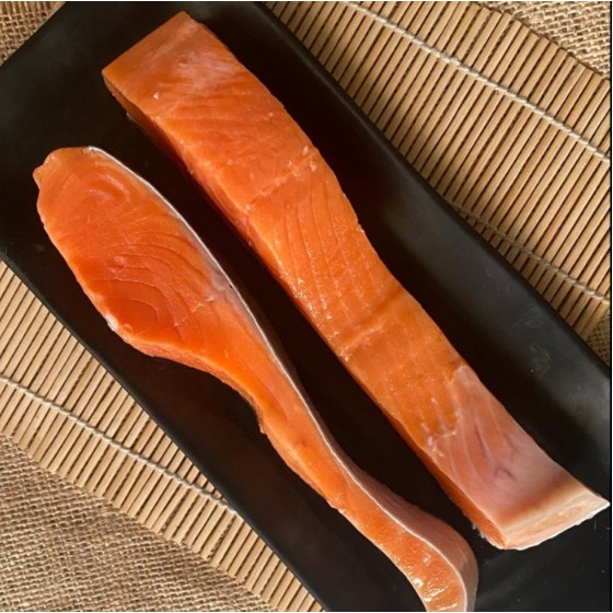 

Salmon Fillet Fresh Frozen / Salmon Segar - Cooking Grade Non Sashimi