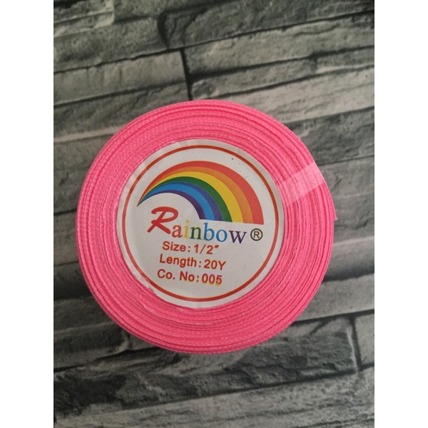 

pita satin ukuran 1/2” (1,25cm) pink