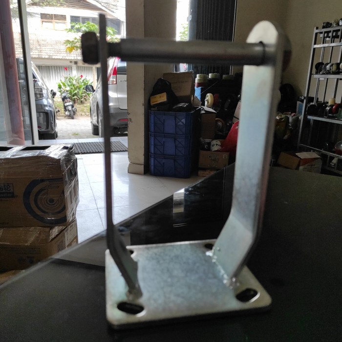 Bracket Roda Gerobak Pneumatic rigid (Roda Angin) Ukuran 10"