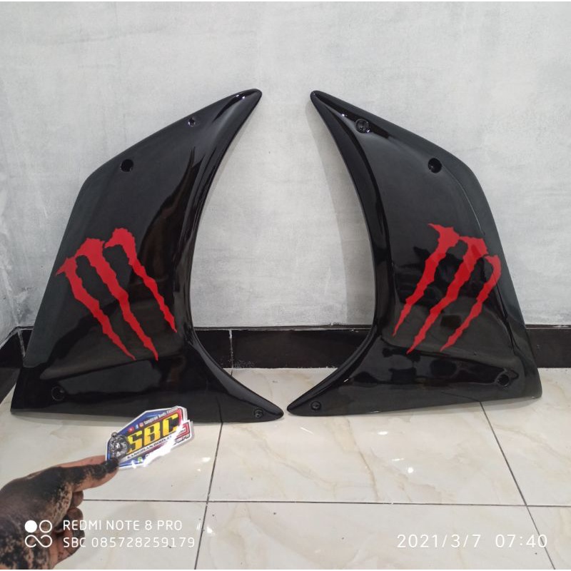 sayap samping lebar yamaha R15 v2