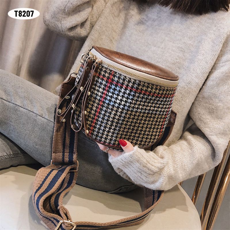 [IMPORT] T8207 - TAS SELEMPANG WANITA IMPORT KEKINIAN PREMIUM - 76BAGSTORE