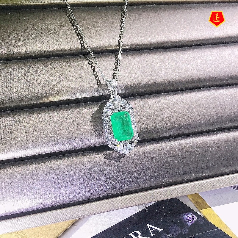 [Ready Stock]Gemstone Pendant Luxury Full Diamond Necklace Women Elegant Graceful