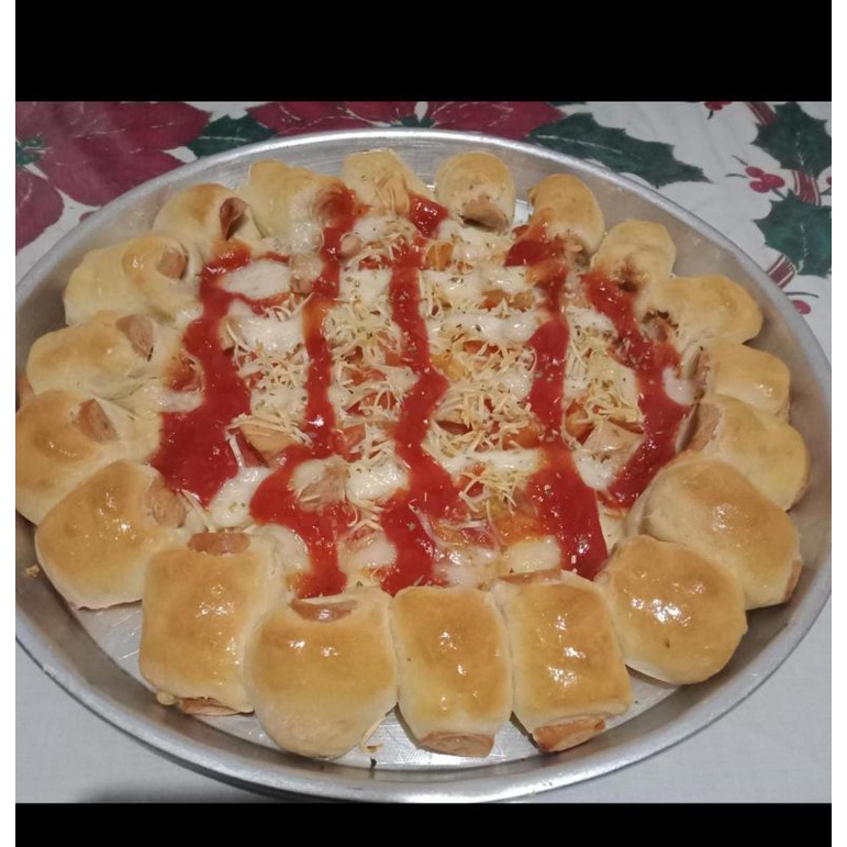 

Pizza sosis dan pizza keju