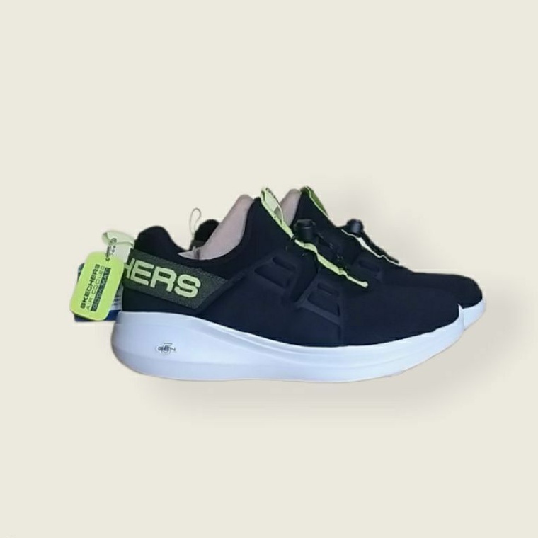Skechers Go Run Fast