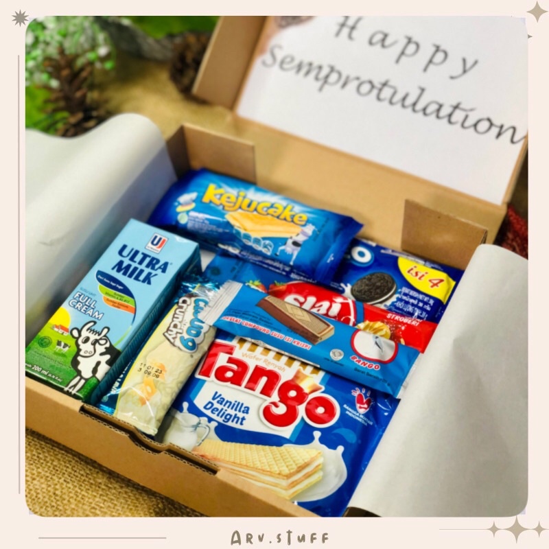 HAMPERS SNACK BIRU/ Hampers gift box parcel termurah hampers ulang tahun alat sholat hadiah hari raya murah viral termurah se shopee parcel