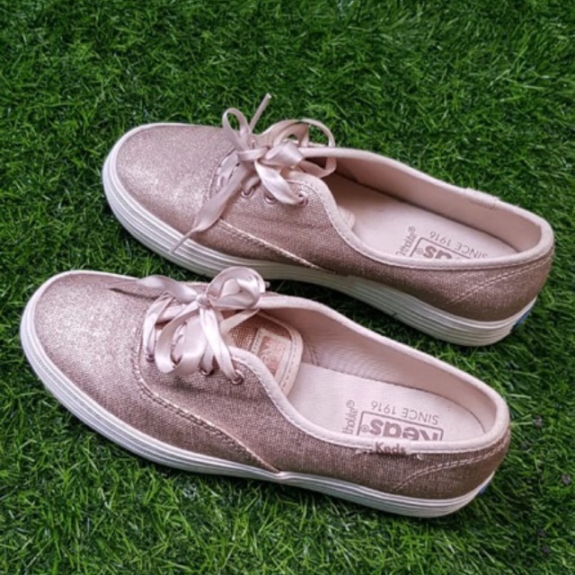 Keds triple metallic warna rose gold