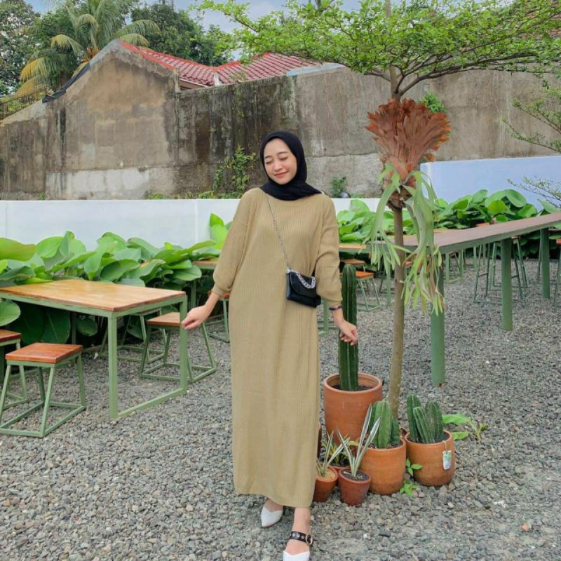 Long Dress Knit / Medari Dress / Maxi Dress Muslim Polos /Dress Rajut Wanita