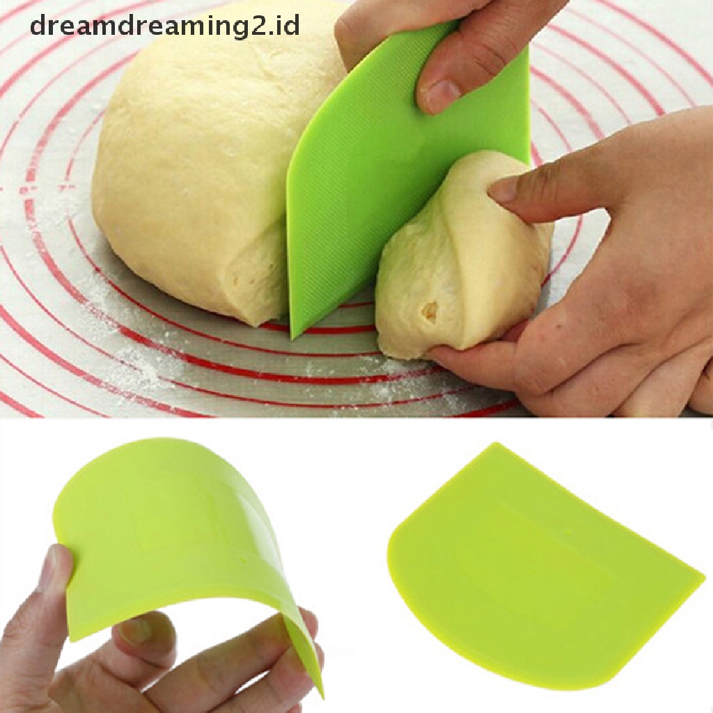 (LIKE) Spatula / Scraper Adonan Kue / Krim / Mentega Bahan Plastik