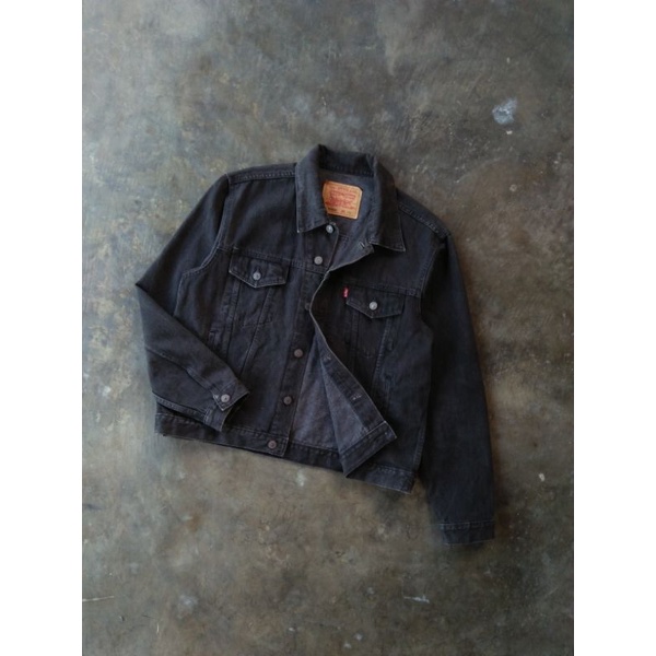 TRUCKER JACKET LEVIS JAKET JEANS SECOND JAKET JEANS BEKAS