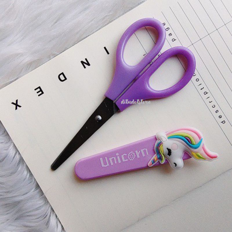 

Gunting Kertas Anak Dengan Tutup Motif Lucu