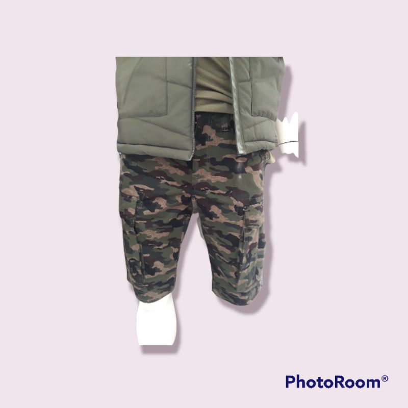 celana pendek Army Watchout