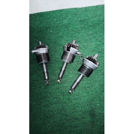 AS SELAH AS KICK STATER YAMAHA V 75 V80 ORIGINAL COPOTAN MOTOR
