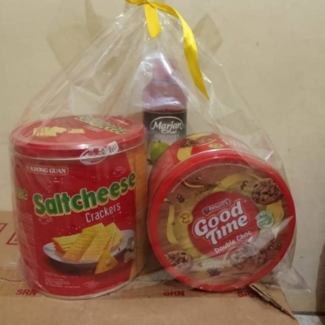 

Paket kue murah meriah