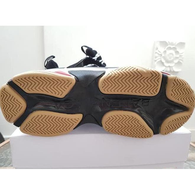 

Dijual Balenciogoo Triple S Terlaris