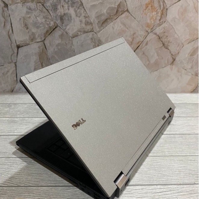 Laptop Dell Latitude E6510 Intel Core i7 VGA NVIDIA 3100M - Second Murah Bergaransi
