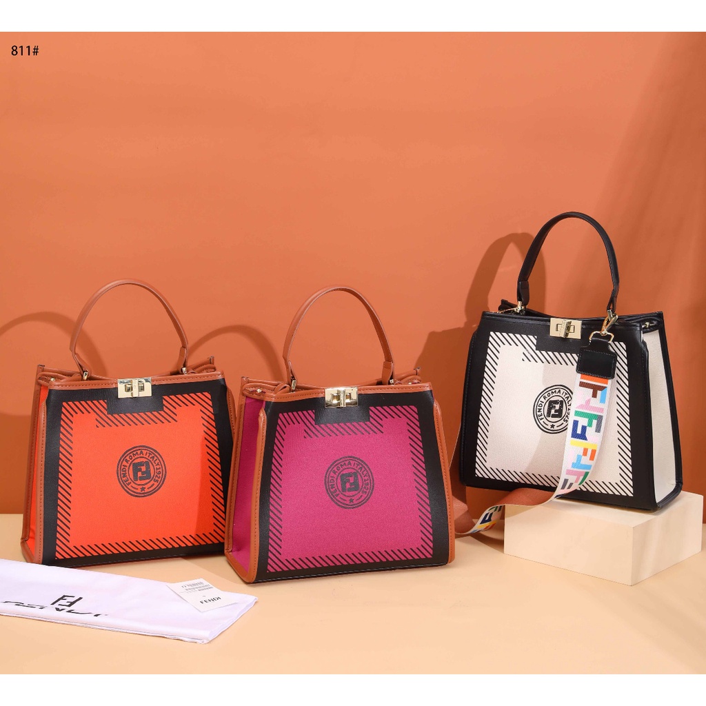 Tas FENDI Peekaboo Canvas Tote Bag #811