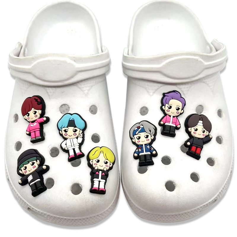 Jibbitz Crocs Charm BTS Korean Edition spesial Pin Sandal Karakter Fashion Kids