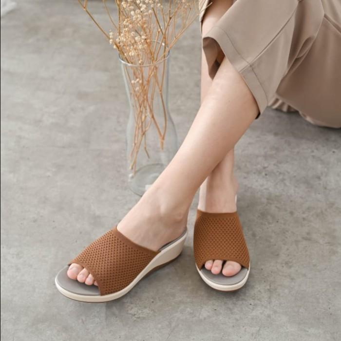 Fleurette| Sandal Wedges Wanita| Ara