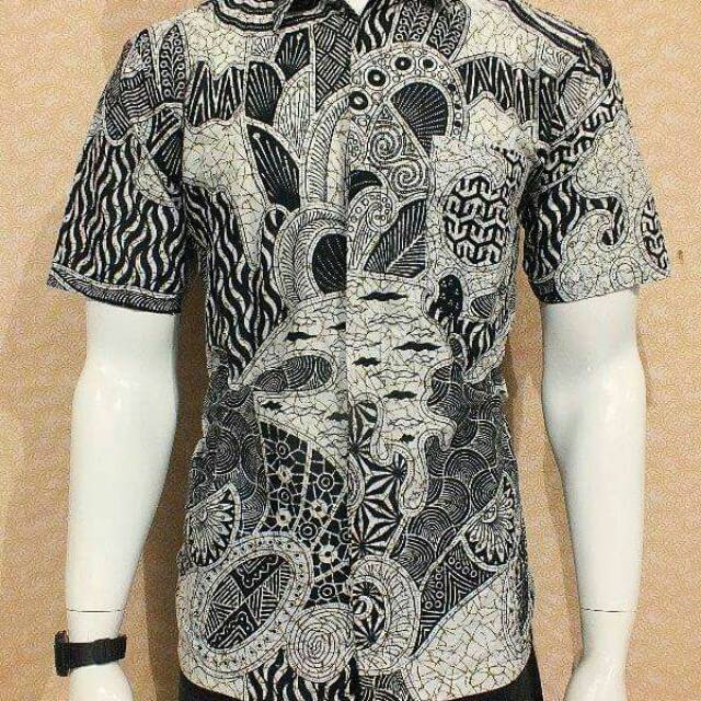 Model Baju Batik Terbaru Untuk Pria Desain Kemeja Lengan Pendek Cocok Untuk Seragam Kerja Kantor