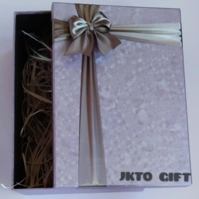 

[COD] Kotak Kado/Gift Box Ukuran 35x25x15 [COD]
